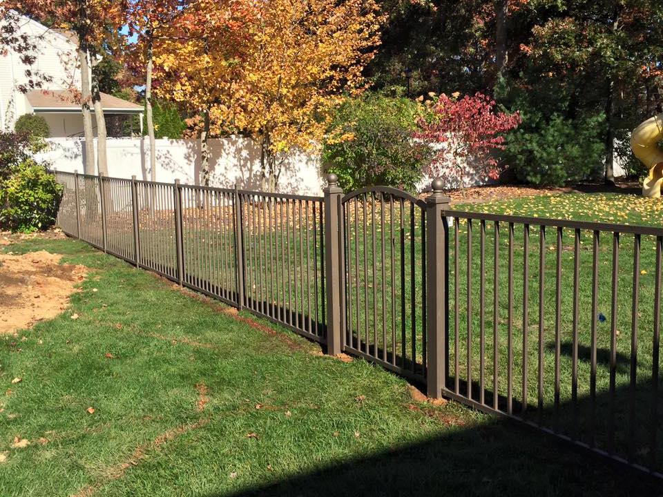Fence, Gates and Decks Smithtown, NY
